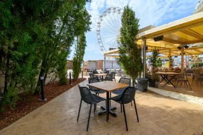 Aura bar and grill