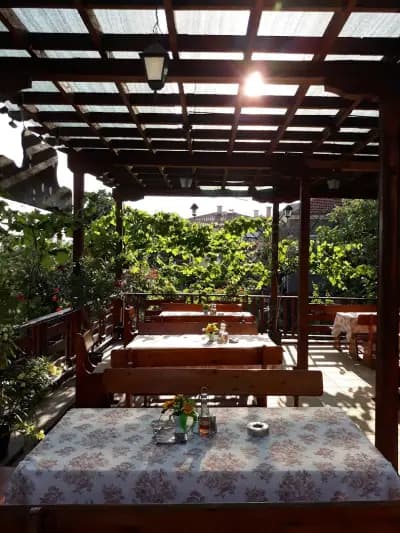 Restaurant & Pizza Terrace