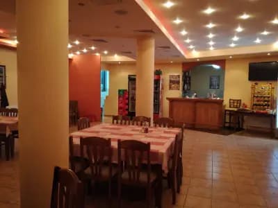 Restaurant & Pizza Terrace