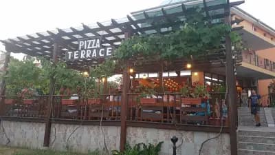 Restaurant & Pizza Terrace