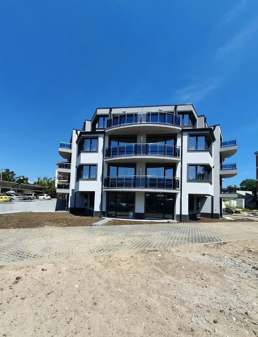 HIMS APARTMENTS