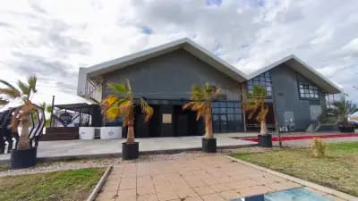DOCK 5 Night Club