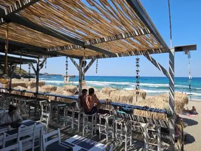 "Dolphin Beach Bar & Dinner" / Плажен Бар Делфин