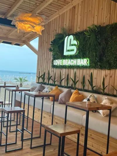 Love Beach Bar