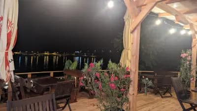 Таласакра Бар и Грил