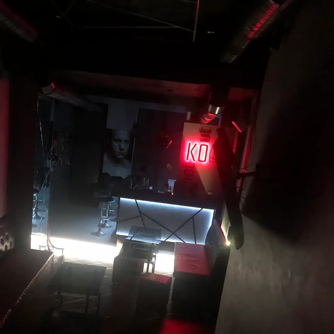 Knockout Cafe-Bar