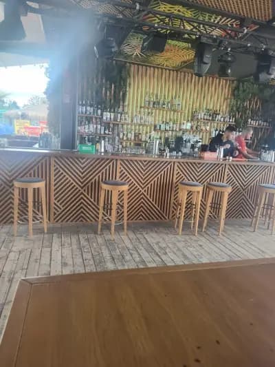 Palm Beach Bar & Grill