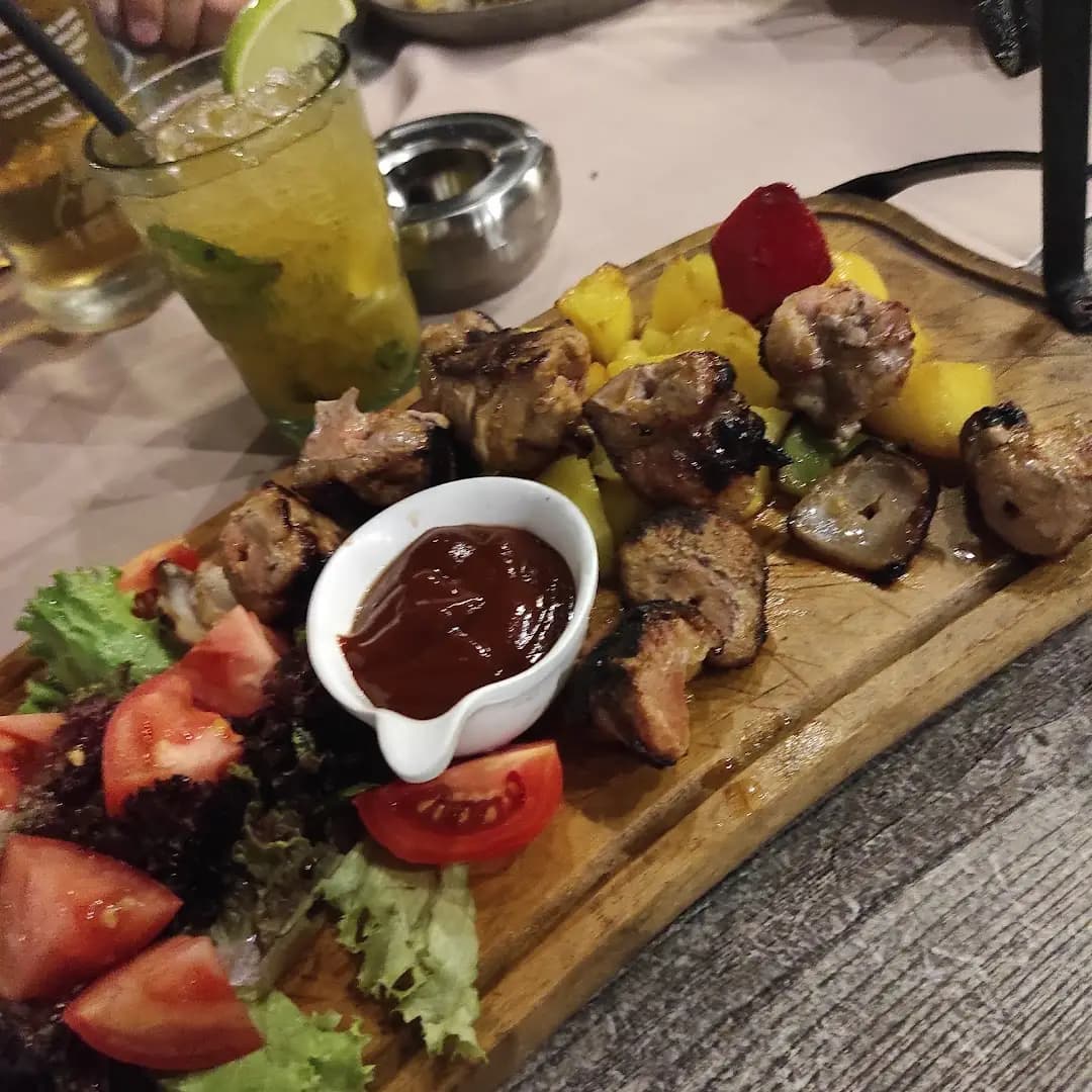 La Cubanita En El Mar Sveti Vlas