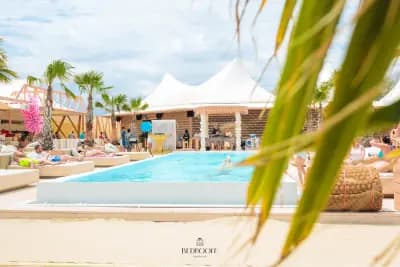 Bedroom Beach