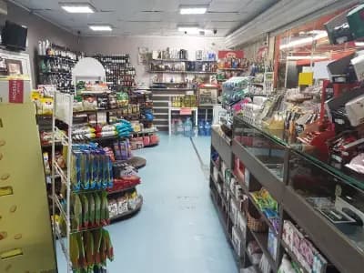Merlin (Wine, Liquor & Souvenirs shop)