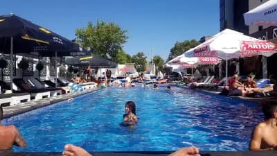 Urban Pool & Lounge