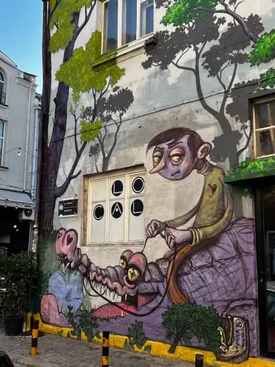 Mouse House Kapana