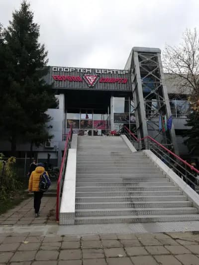 Плувен басейн Спартак