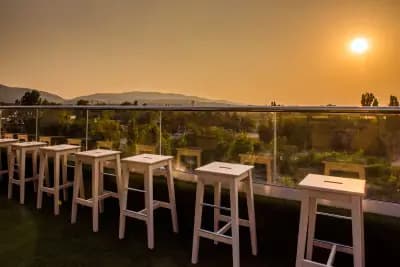 SHISHI RoofTop Beach