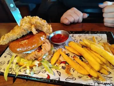 Happy Bar & Grill Shell South