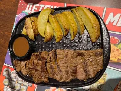 Happy Bar & Grill Center (Burgas)