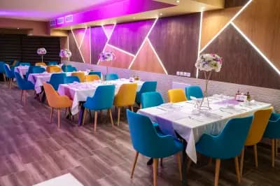 Bouzouki LIVE Restaurant