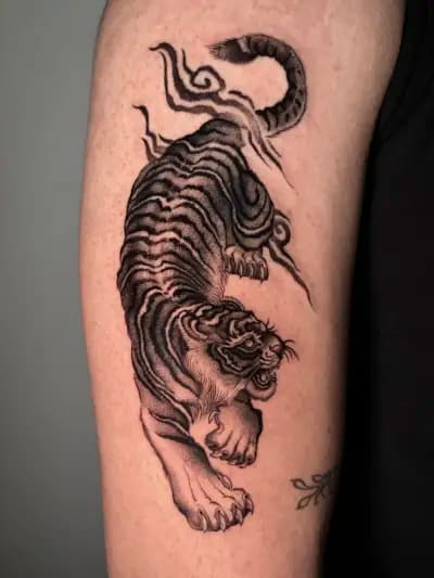 Inkaddict tattoo Sofia | консултация | татуировки | пиърсинг