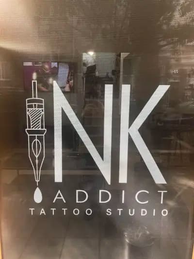 Inkaddict tattoo Sofia | консултация | татуировки | пиърсинг
