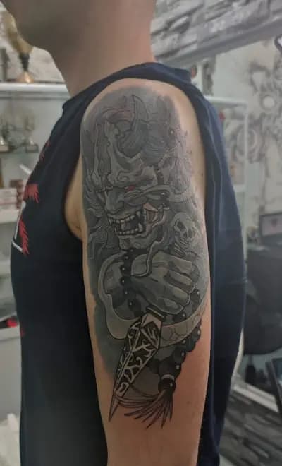 BLOODY ART TATTOO Sunny beach