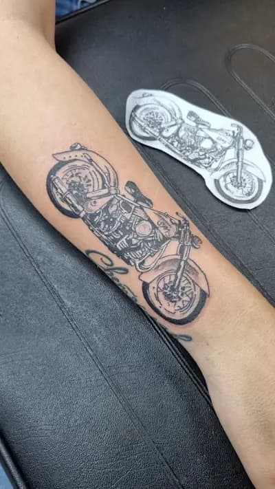 Kichuka Tattoo