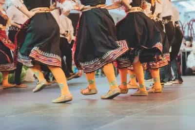Клуб за народни танци БЪЛГАРИ