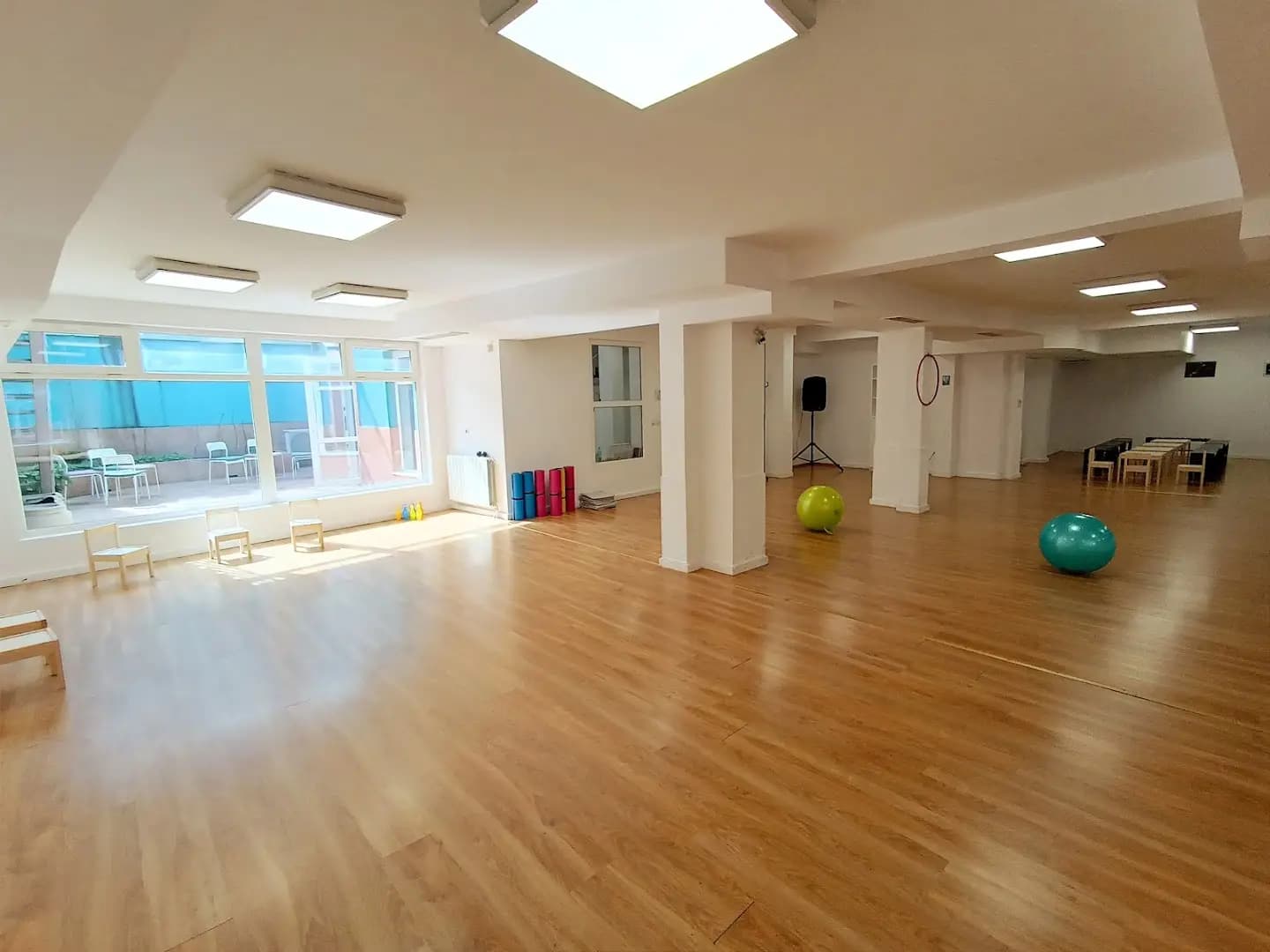 Pretty Art & Dance Hall #3