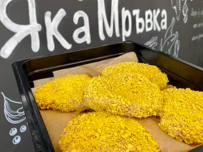 Яка Мръвка