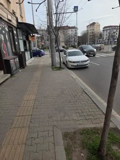 Мартинез Бутик София-Руски паметник