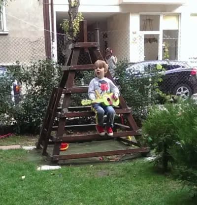 Цветна градина Монтесори