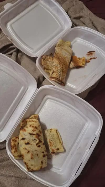 33 Waffles and Pancakes (Sofia) - 33 Гофрети и палачинки Красно село