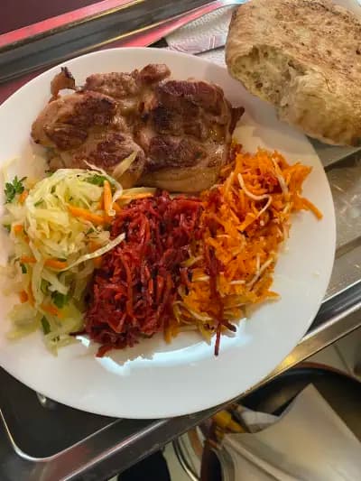 Сръбска скара при майстор Любиша