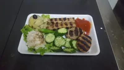 ВИЛИ КЕТЪРИНГ ТУТРАКАН
