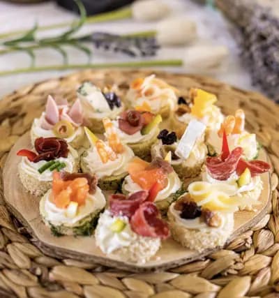 Дъ Кетъринг Къмпани - The Catering Company