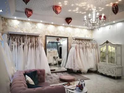 Carrie Bridal Boutique | Сватбени, булчински и официални рокли
