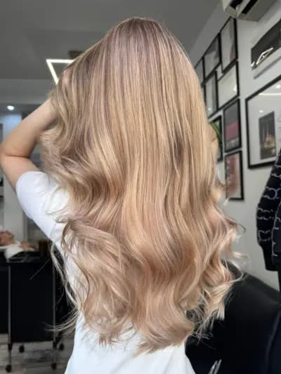 Фризьорски салон Hair Light