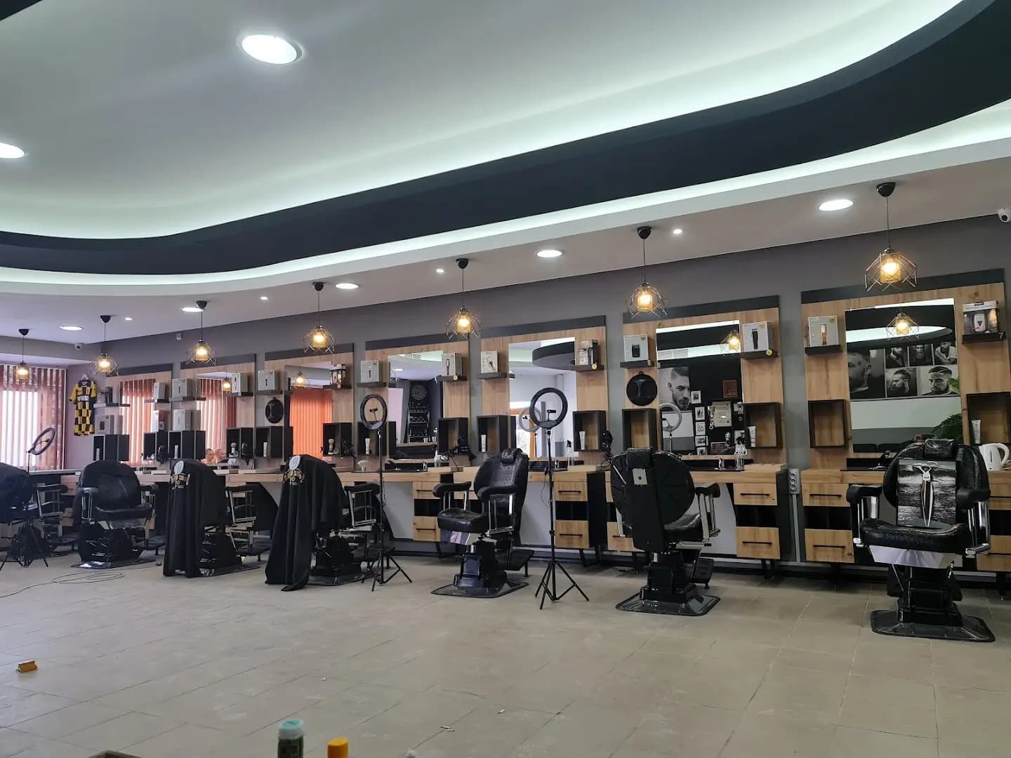 BARBER SHOP IBO BG2