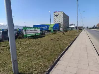 Платен и охраняем Паркинг-Летище София