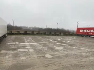 TIR PARKING FENIX AUTOHOF