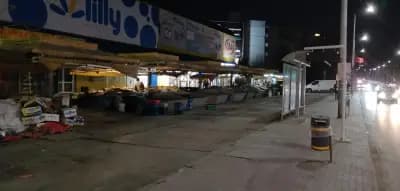 Пазар Лозенец