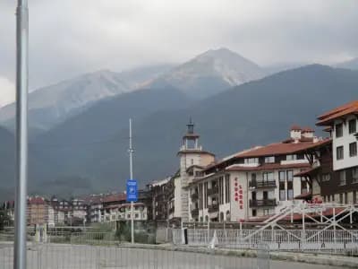 Snow Peaks Ski School & Rent
