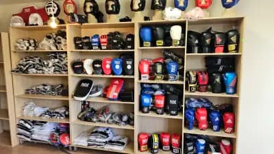 „Прайд спорт” ООД. Магазин за спортна екипировка за бойни спортове и фитнес