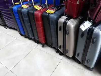Магазин за куфари и чанти „Big Bags“