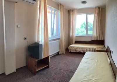 Къща под наем