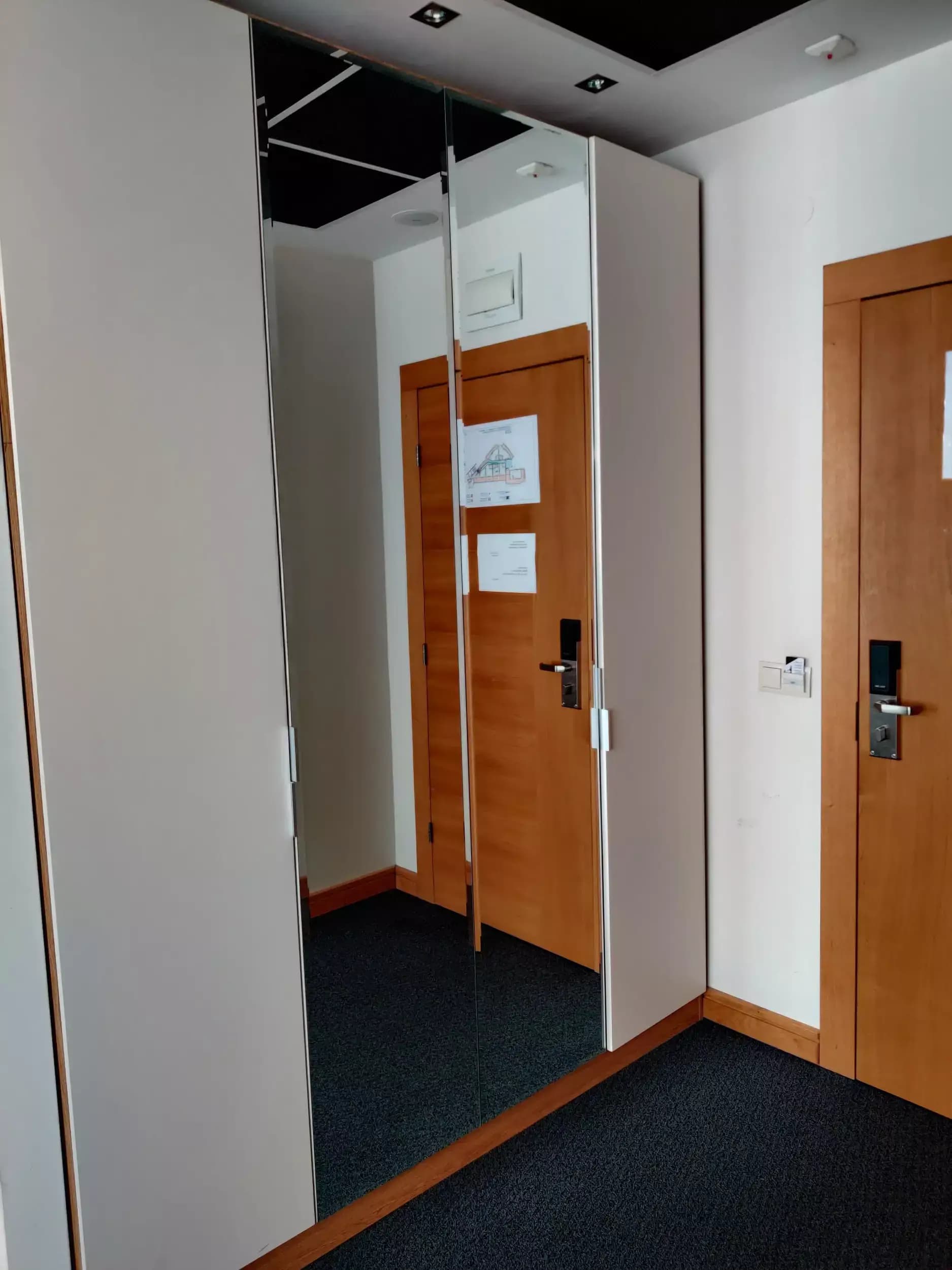 Хотел Универсал