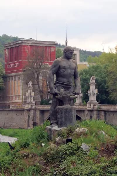 Паметник на Рачо Ковача
