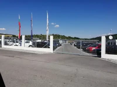Автокъща "Auto Team"
