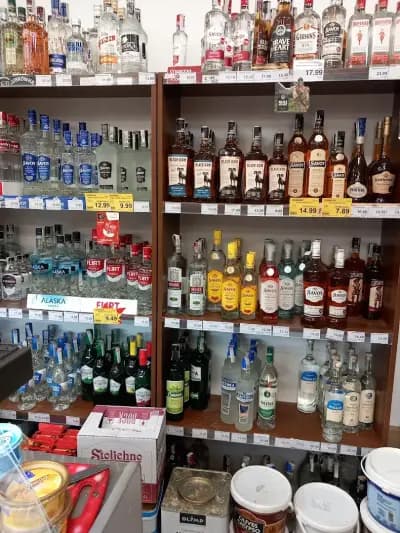 "Нивен" хранителен магазин