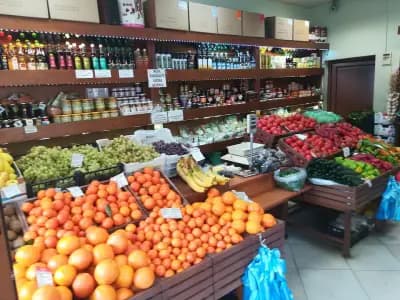 Петричкия зеленчуков магазин