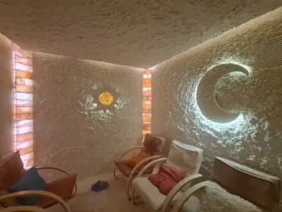 Salt World-Солна стая Младост
